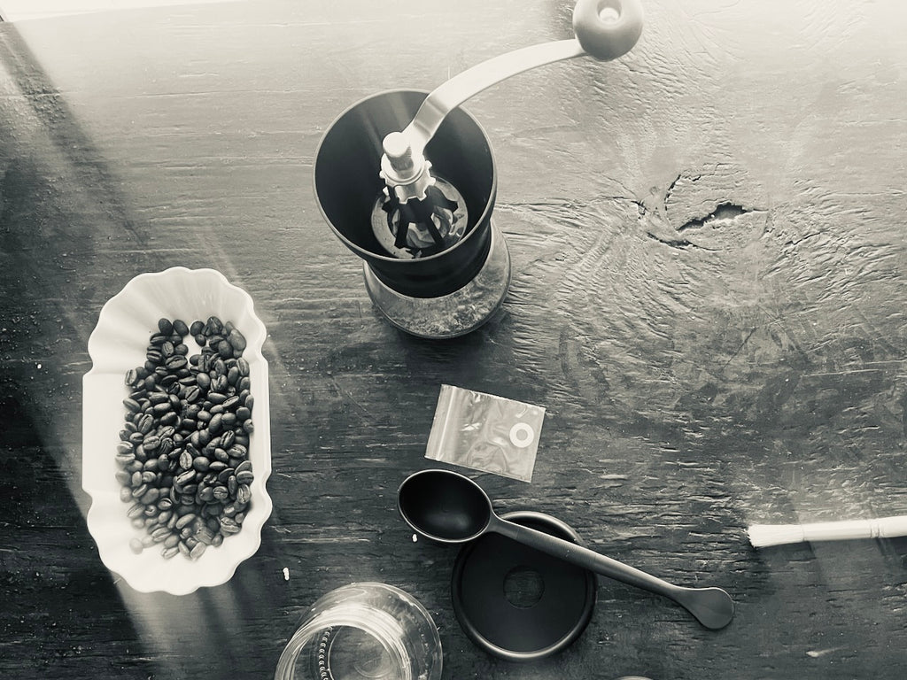 The Importance of Honesty in Coffee Reviews: Lessons from a Cheap Hand Grinder